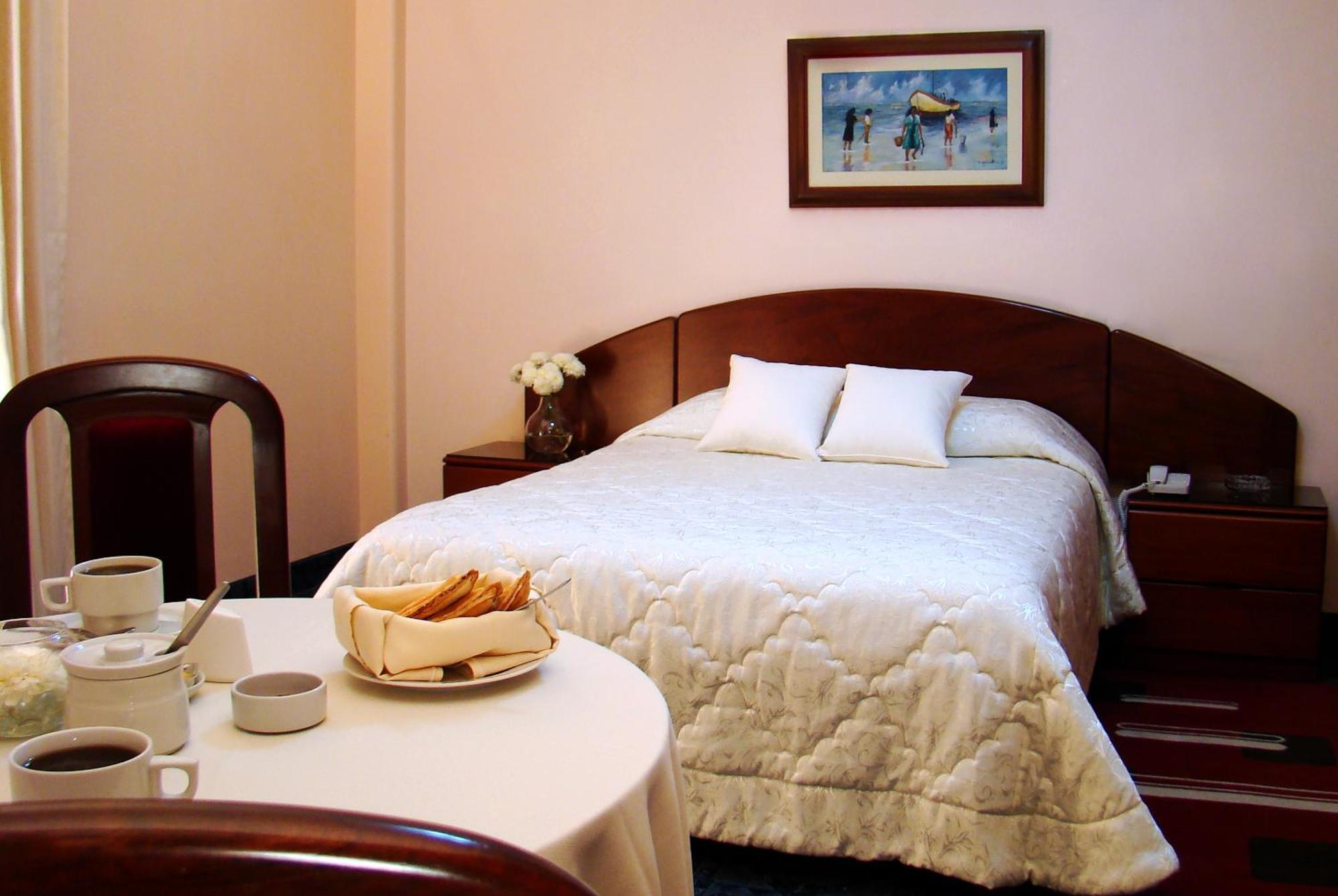 Hotel Torre Norte Трухільйо Екстер'єр фото